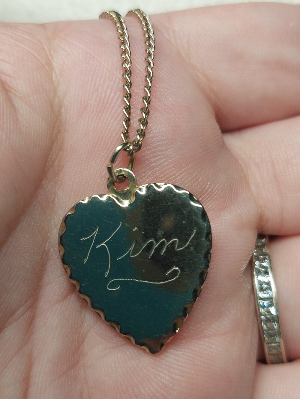 Personalized Gold Heart Pendant Necklace - Kim Engraving